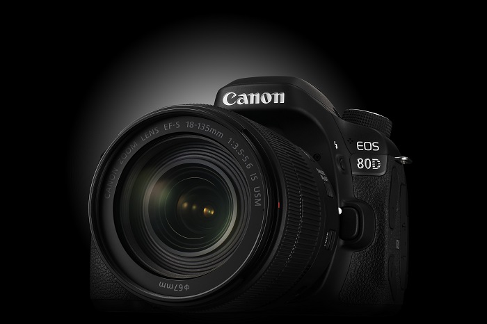 Nueva Canon EOS 80D y EF-S 18-135 mm f/3,5-5,6 IS USM